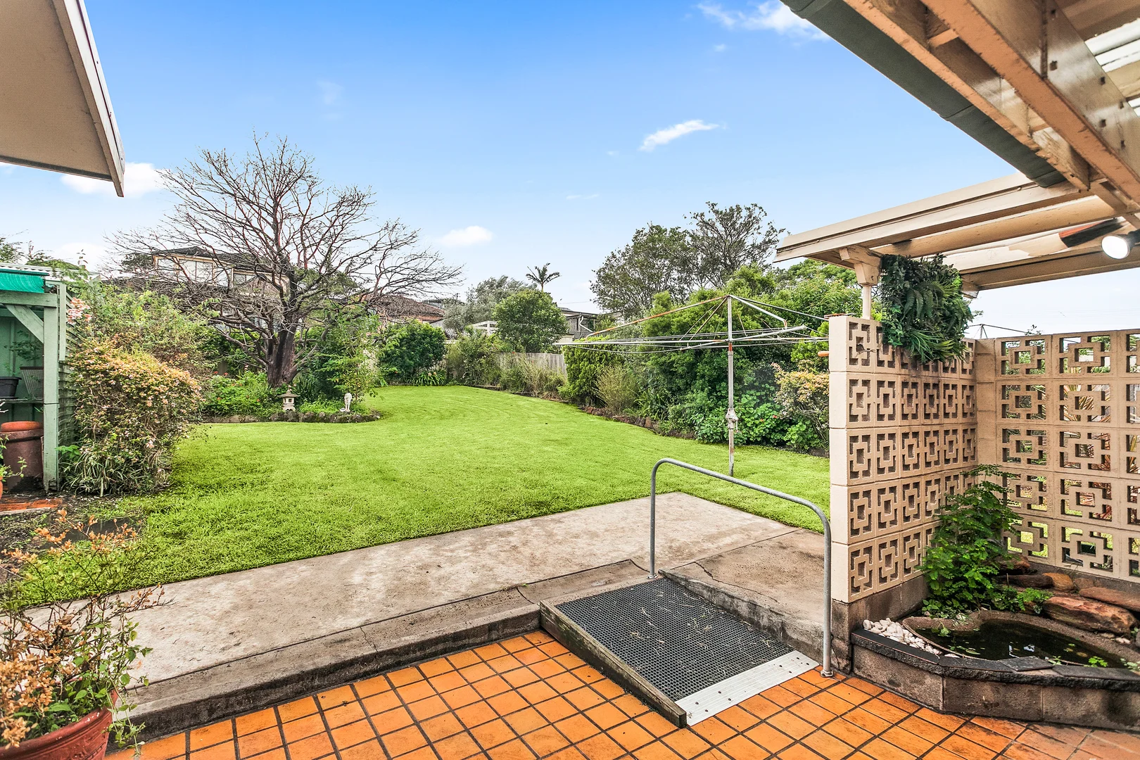 Additional image 10 of 342 Northcliffe Drive, Lake Heights NSW 2502