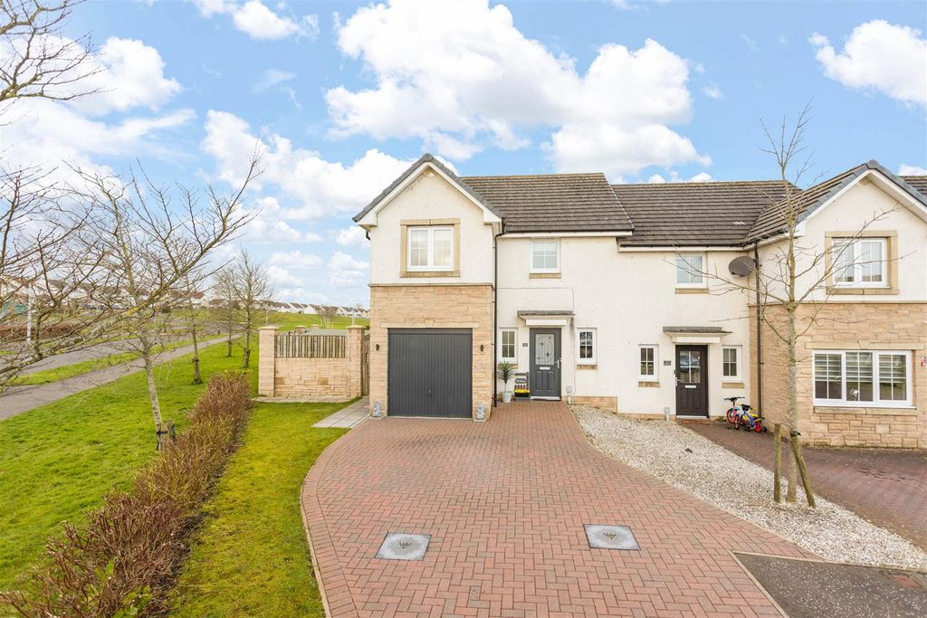 3 bed semi-detached house for saleEast Cults Court, Whitburn EH47