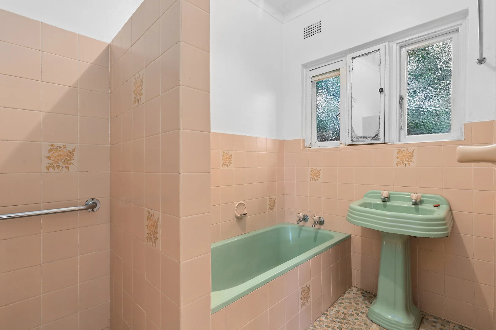 Additional image 6 of 35 Allard Avenue, Roseville Chase NSW 2069