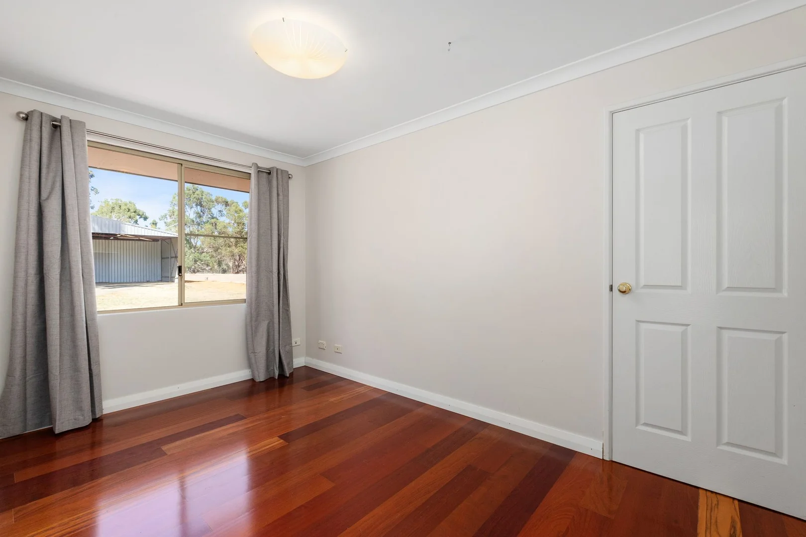 Additional image 18 of 10 College Court, Serpentine WA 6125