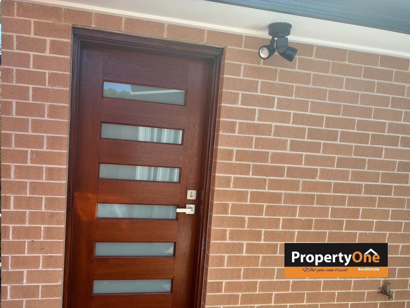 9A Boyer Place, Minto NSW 2566