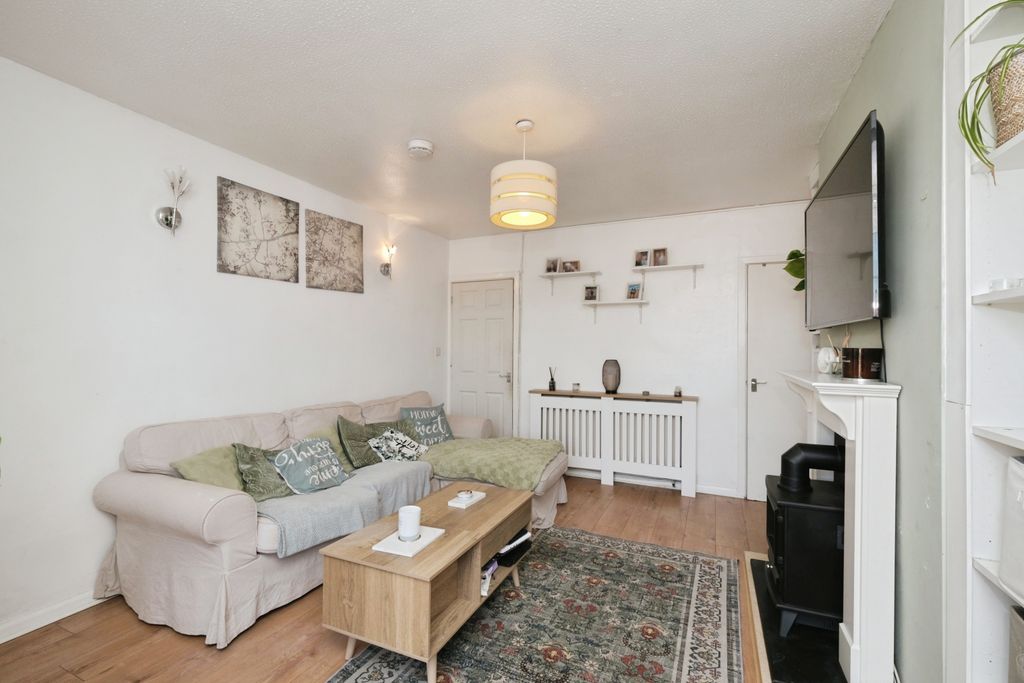 Additional image 8 of 3 bed terraced house for saleCostock Avenue, Nottingham NG5