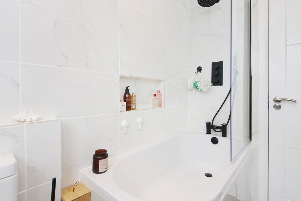 Additional image 17 of 3 bed flat for sale6 Park Avenue, Loanhead EH20