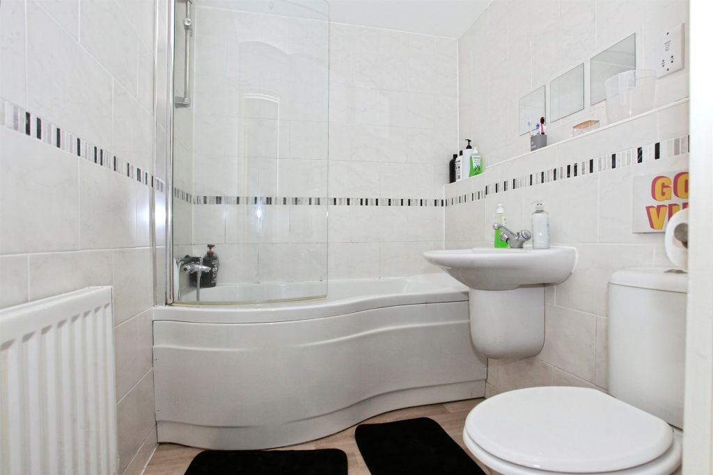 Additional image 8 of 1 bed flat for saleThe Blades, Market Deeping, Peterborough PE6