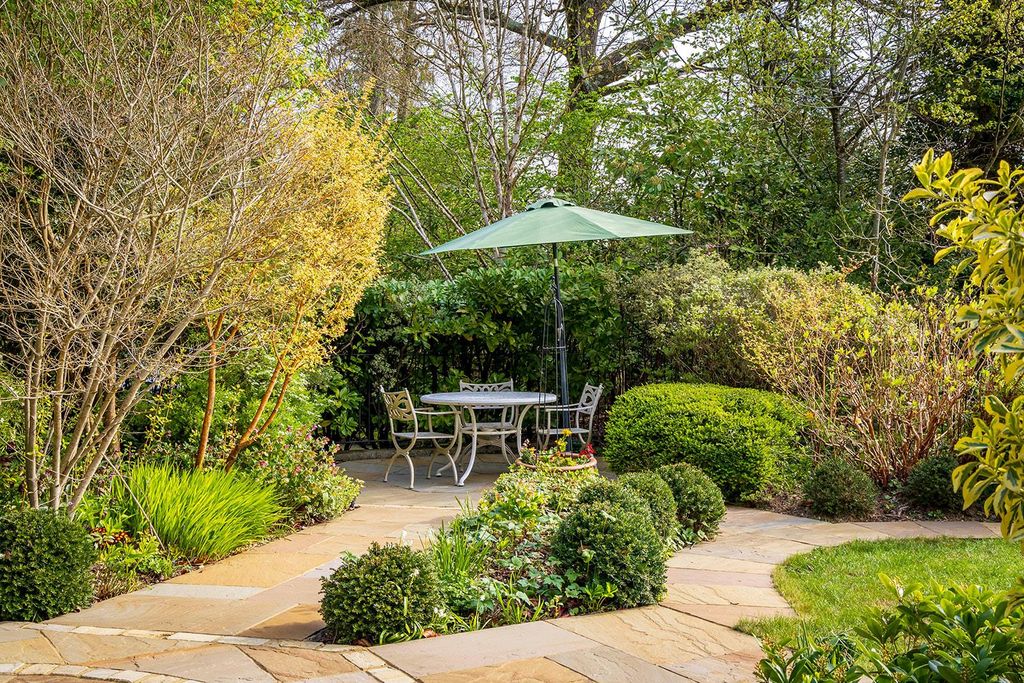 Additional image 19 of 3 bed flat for saleSnowdenham Hall, Snowdenham Lane Bramley, Guildford GU5