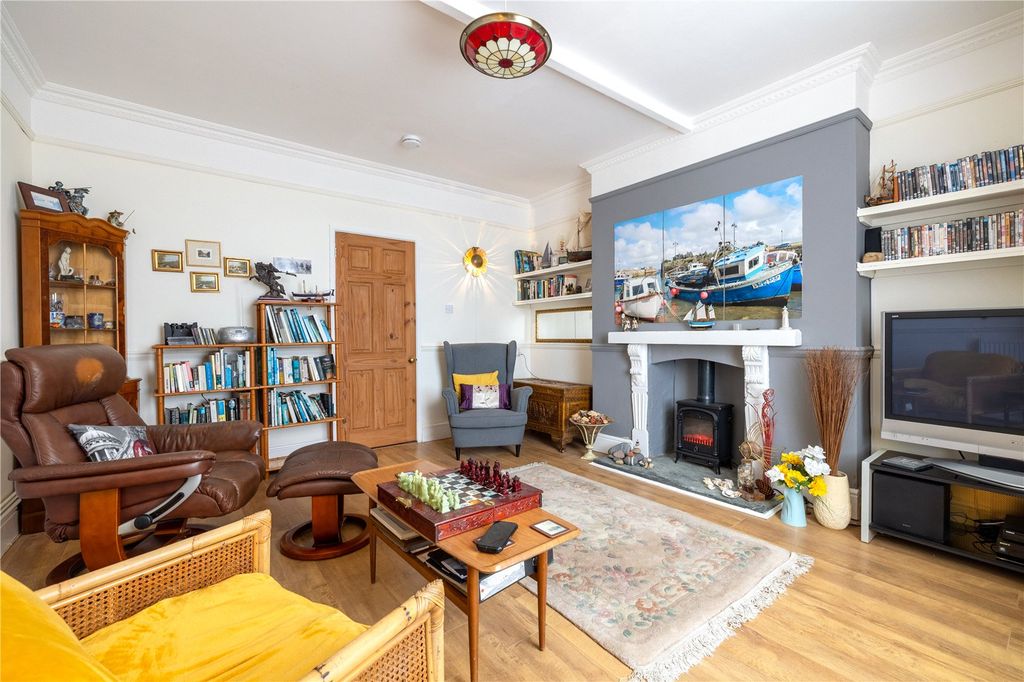 Additional image 4 of 1 bed flat for saleIrsha Street, Appledore, Bideford EX39