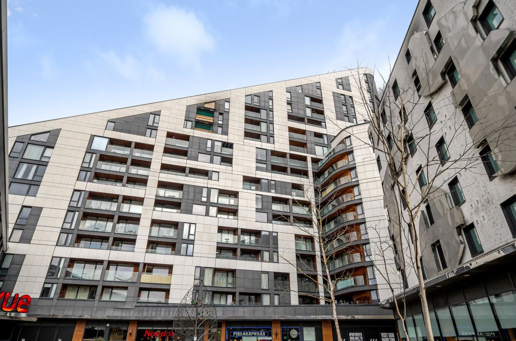 Additional image 14 of 2 bed flat for saleSt. Marks Square, Bromley BR2