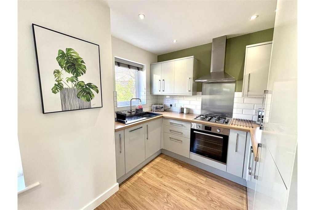Additional image 5 of 4 bed terraced house for saleSunnybank Road, Brighouse HD6