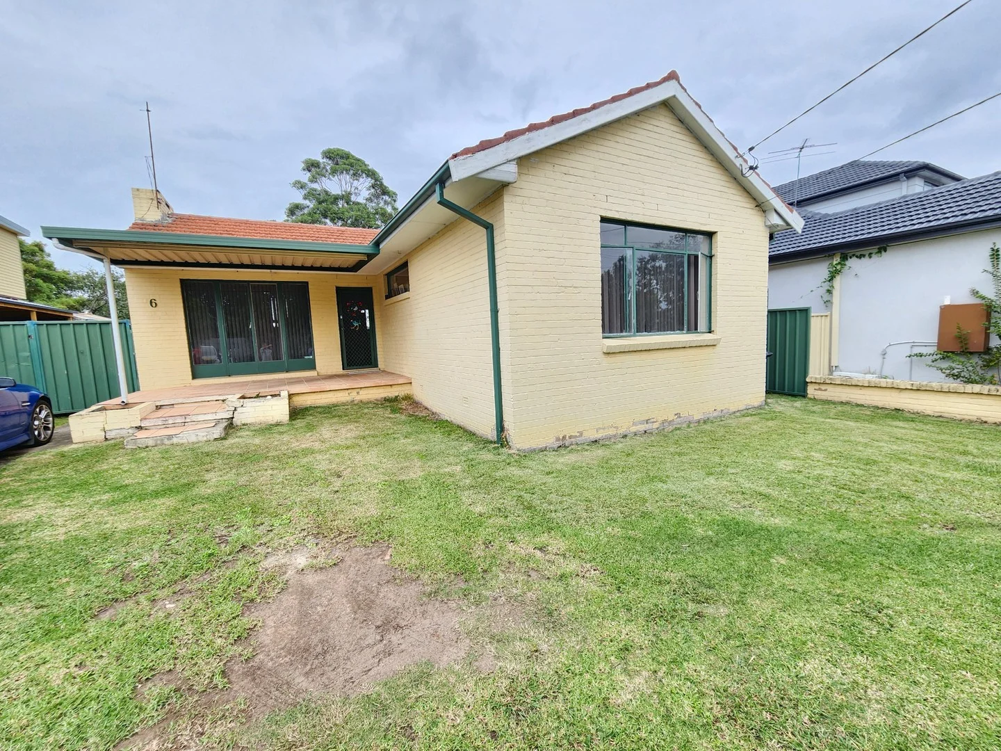 6 Taloma Avenue, Lurnea NSW 2170