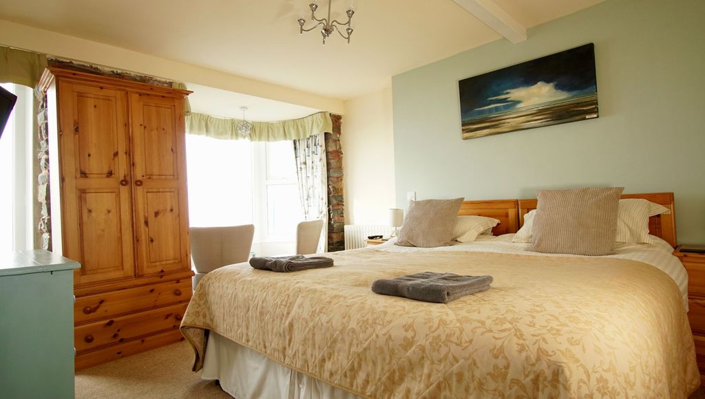 Additional image 11 of 7 bed semi-detached house for saleHigh Street, Borth SY24