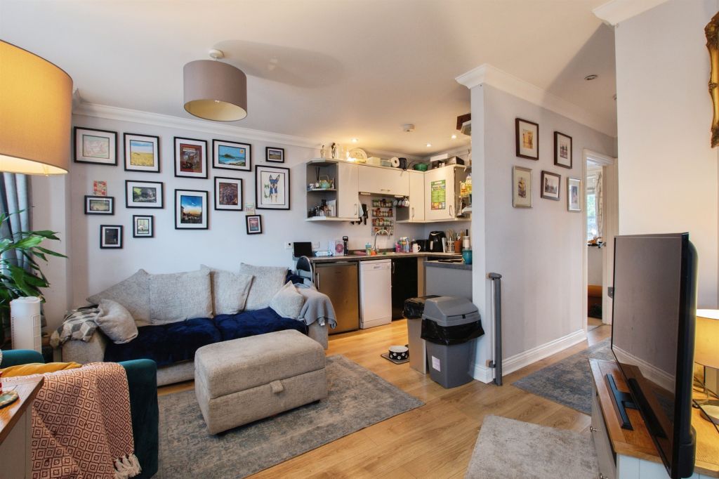 Additional image 3 of 2 bed flat for saleSalisbury Road, Blandford Forum DT11