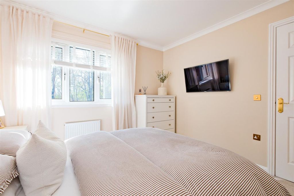 Additional image 16 of 2 bed semi-detached house for saleLedvinka Crescent, Hamilton ML3