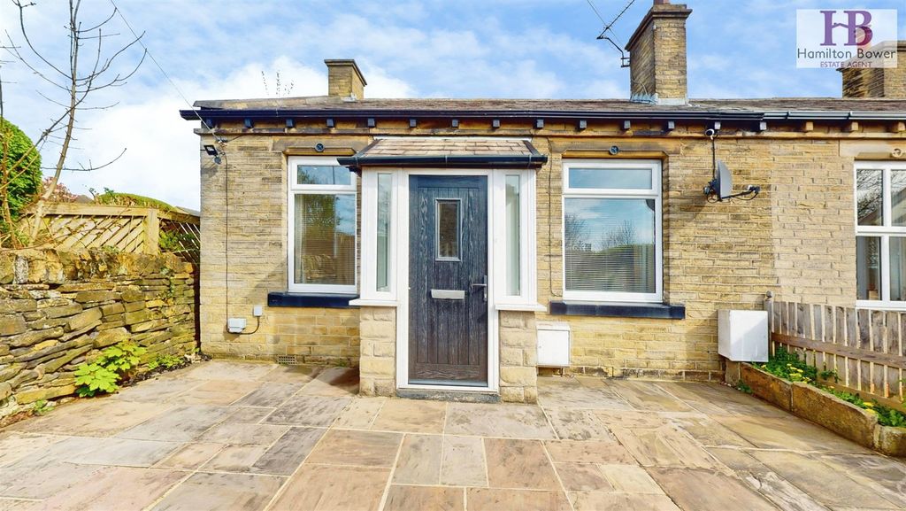 3 bed end terrace house for saleHalifax Road, Brighouse HD6