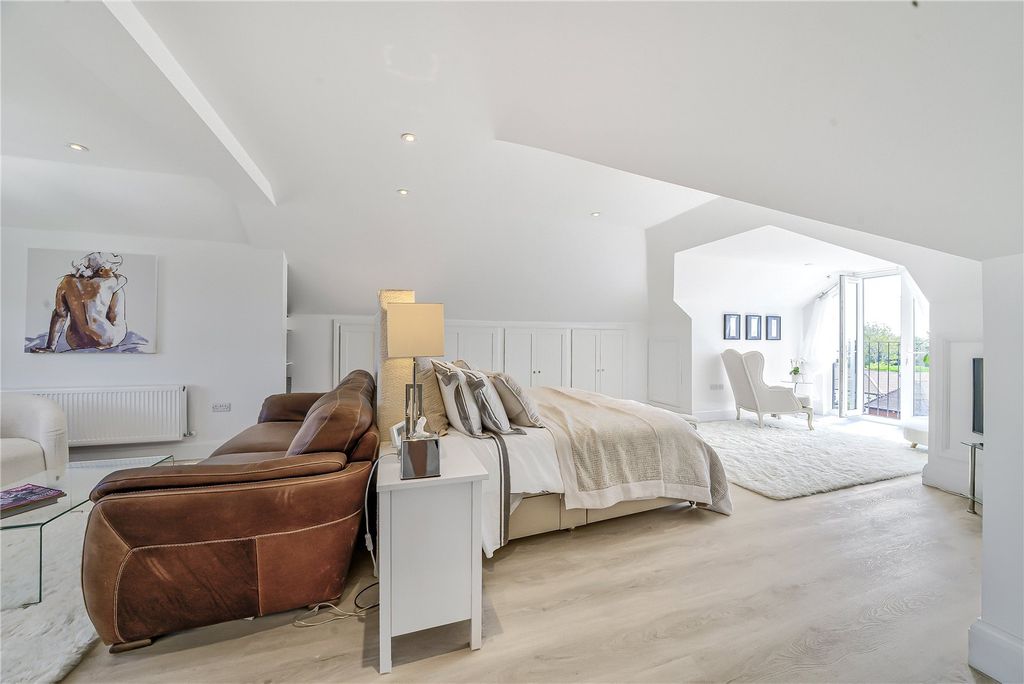 Additional image 24 of 6 bed detached house for saleSouth Walk, Middleton-On-Sea, West Sussex PO22