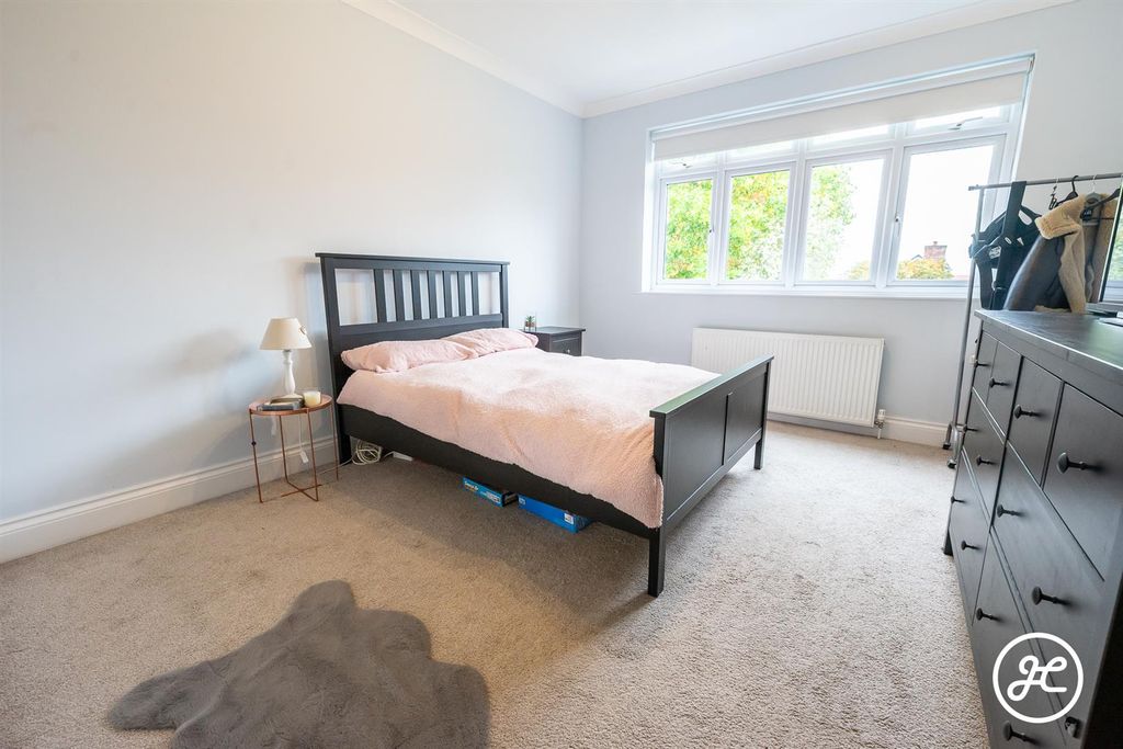 Additional image 17 of 6 bed detached house for saleDurleigh Road, Bridgwater TA6
