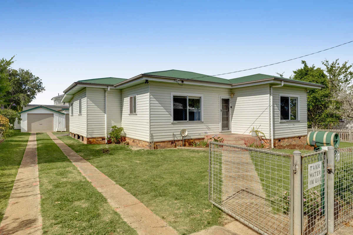 7 Farquharson Street, Harristown QLD 4350