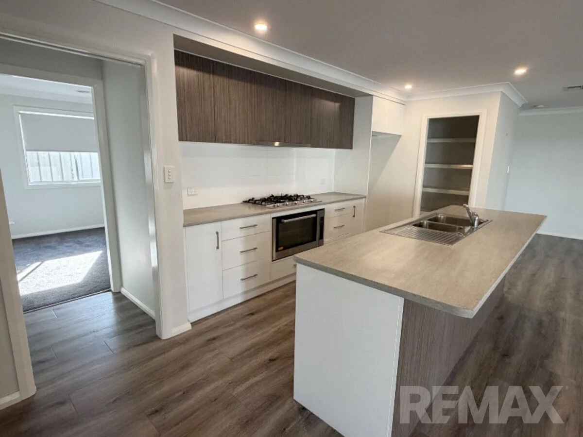 Additional image 4 of 11 Yenda Avenue, Gobbagombalin NSW 2650
