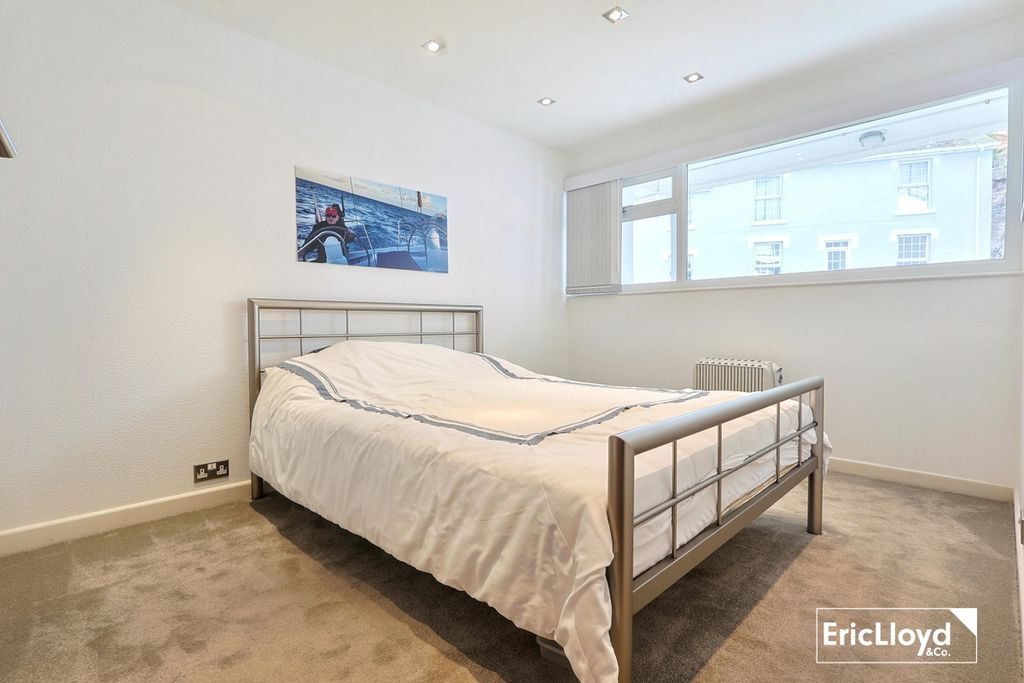 Additional image 15 of 2 bed flat for saleBlackball Lane, Brixham TQ5