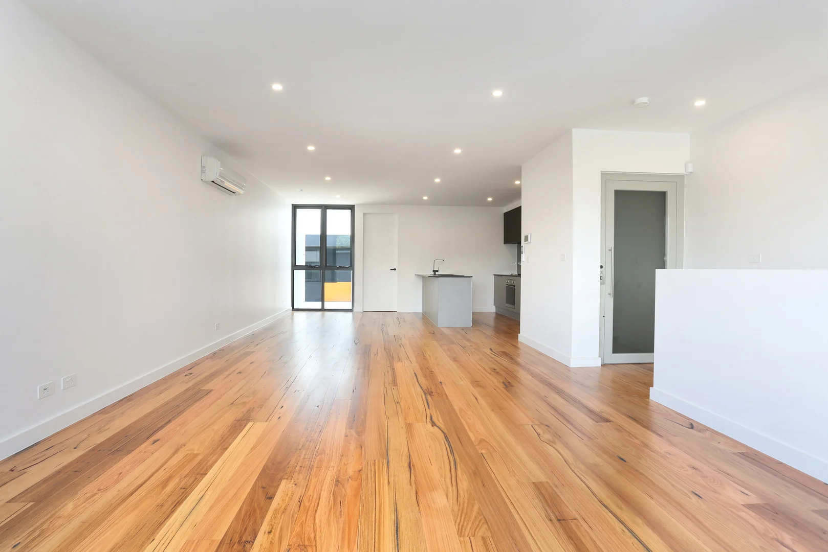 Additional image 3 of 2/312 Pascoe Vale Road, Essendon VIC 3040