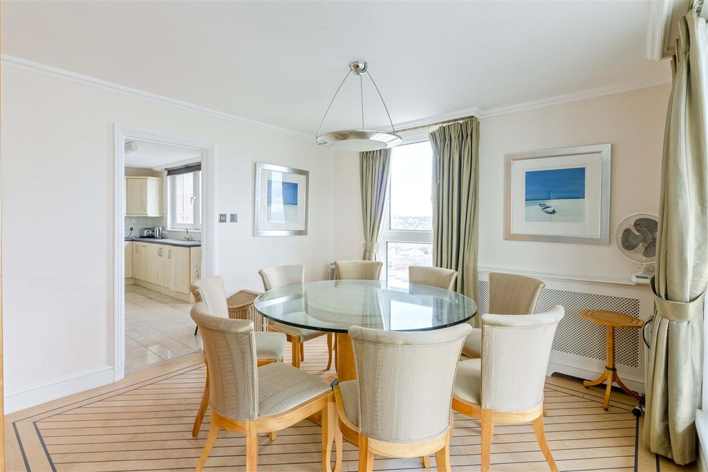 Additional image 6 of 2 bed flat for saleRussell Square, Brighton BN1