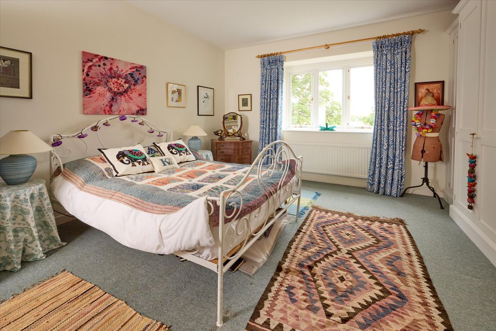 Additional image 12 of 5 bed detached house for saleSteane, Brackley, Northamptonshire NN13