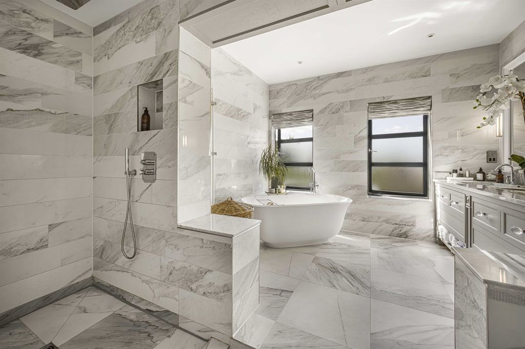 Additional image 11 of 5 bed detached house for saleAlan Drive, Hale WA15