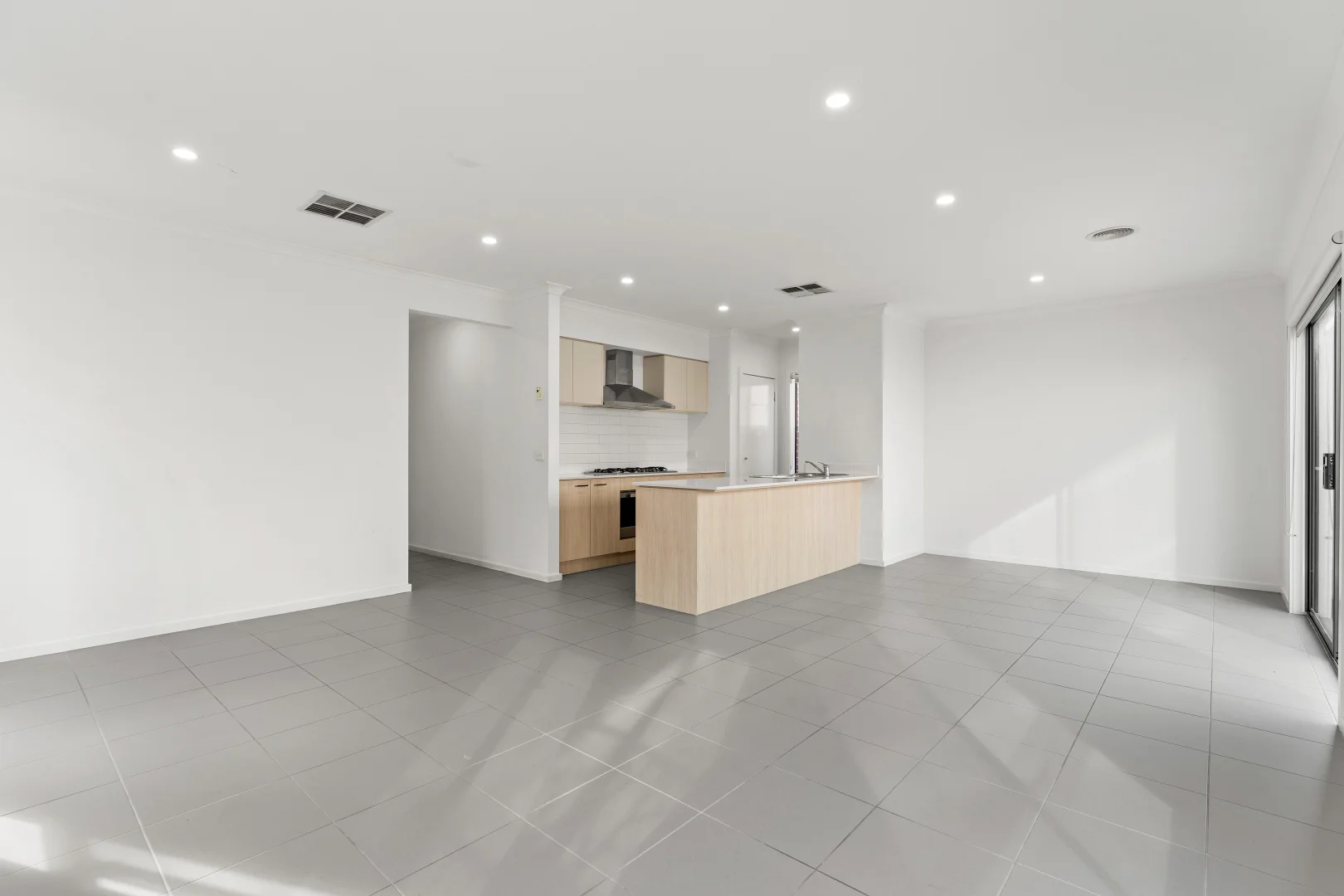 50 Ambassador Crescent, Point Cook VIC 3030 photo 3