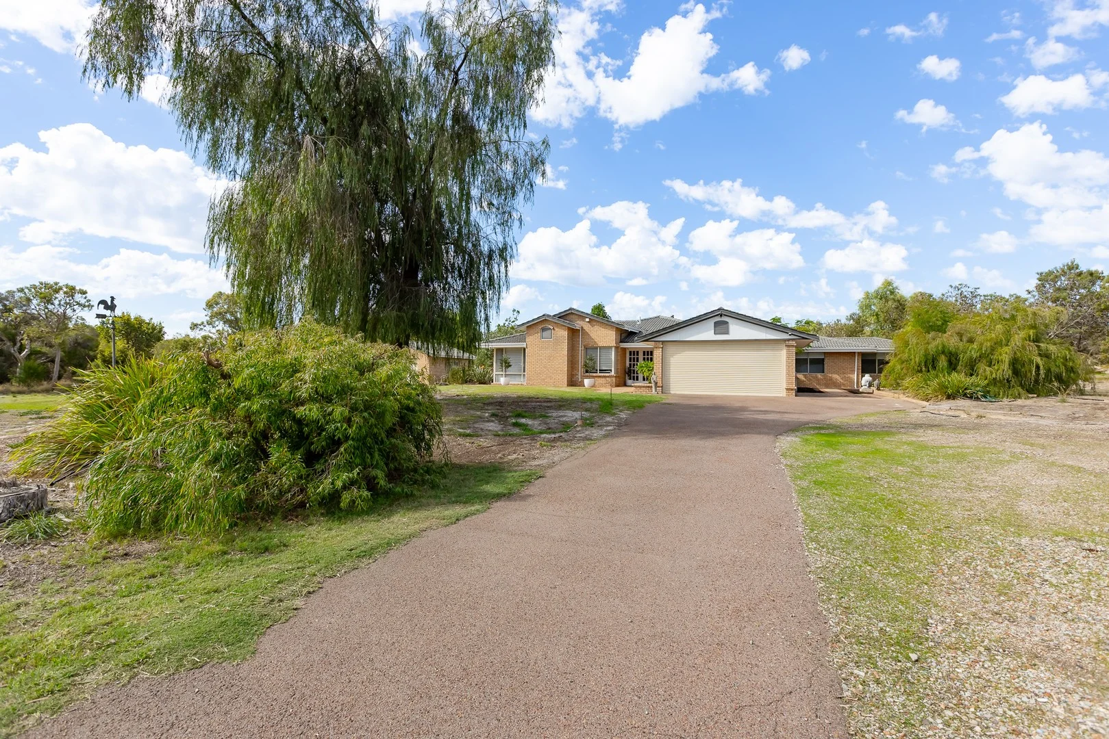 Additional image 2 of Oakford WA 6121