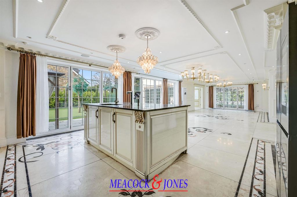 Additional image 6 of 6 bed detached house for saleHeronway, Hutton Mount, Brentwood CM13