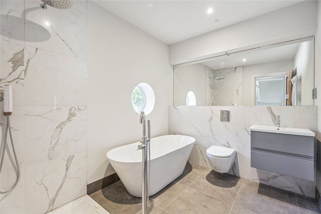 Additional image 6 of 6 bed detached house for saleThe Old Nursery, Hedsor Road, Bourne End, Buckinghamshire SL8