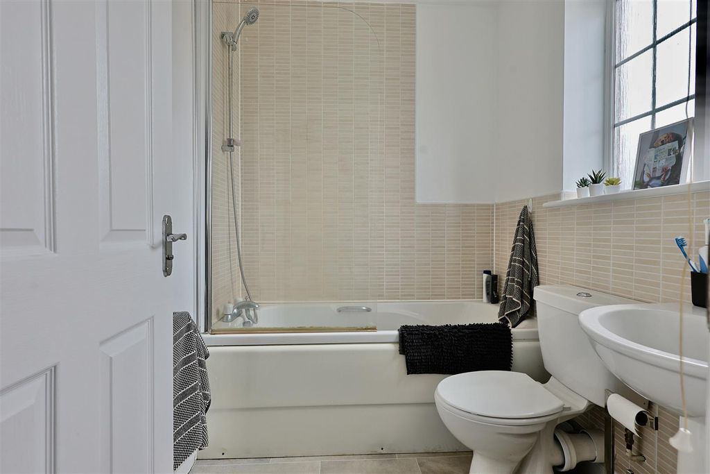 Additional image 12 of 1 bed flat for saleBeaumaris Court Longbenton, Newcastle Upon Tyne NE12