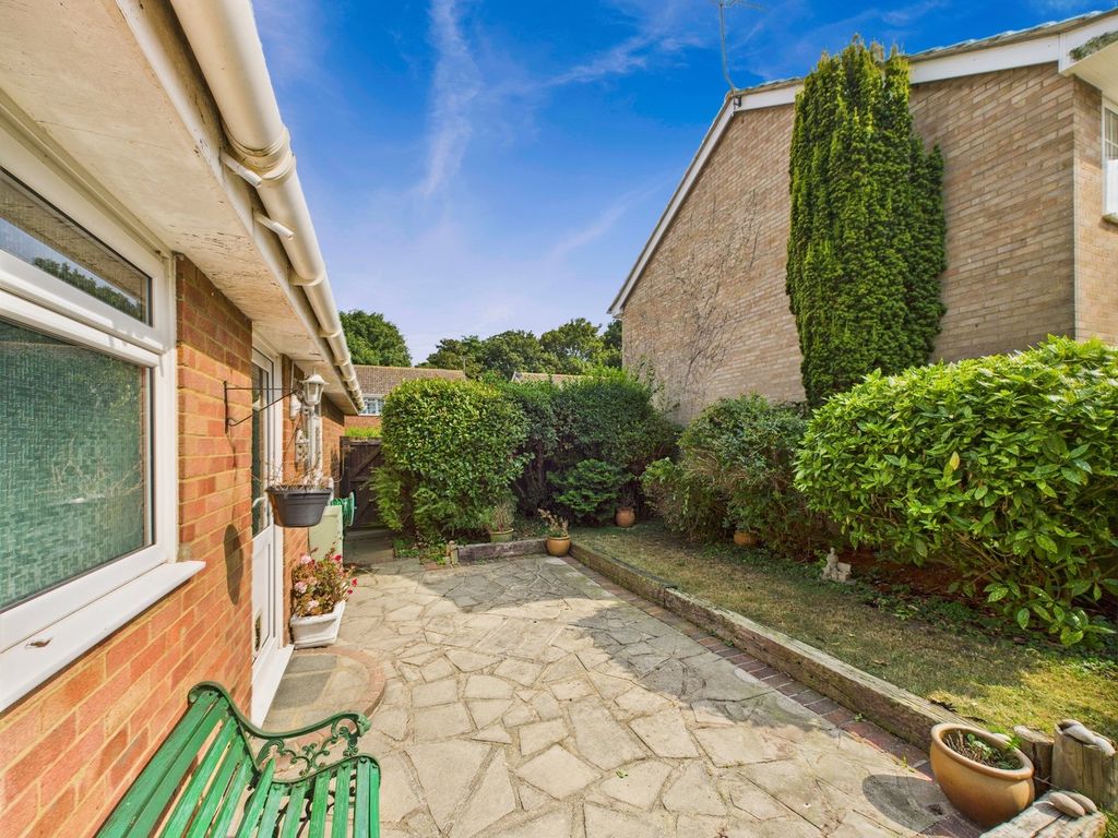 Additional image 4 of 3 bed detached bungalow for saleCaroline Crescent, Broadstairs CT10
