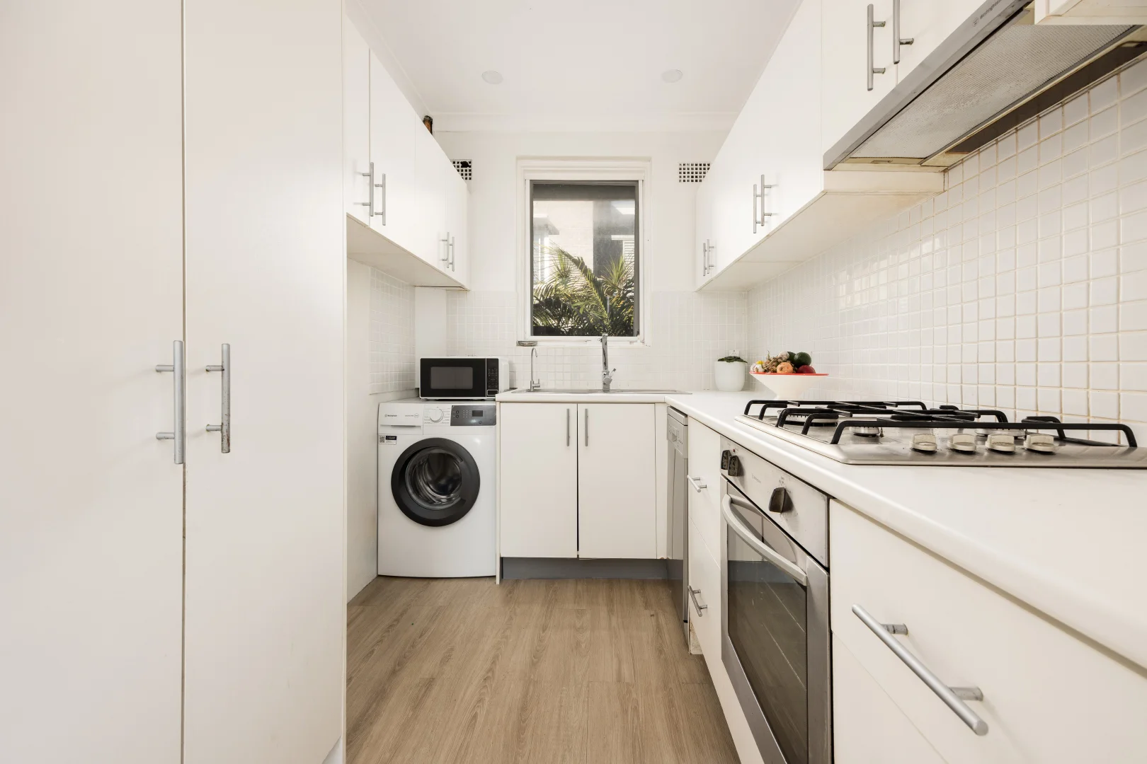 Additional image 5 of 8/20 Barrenjoey Road, Mona Vale NSW 2103