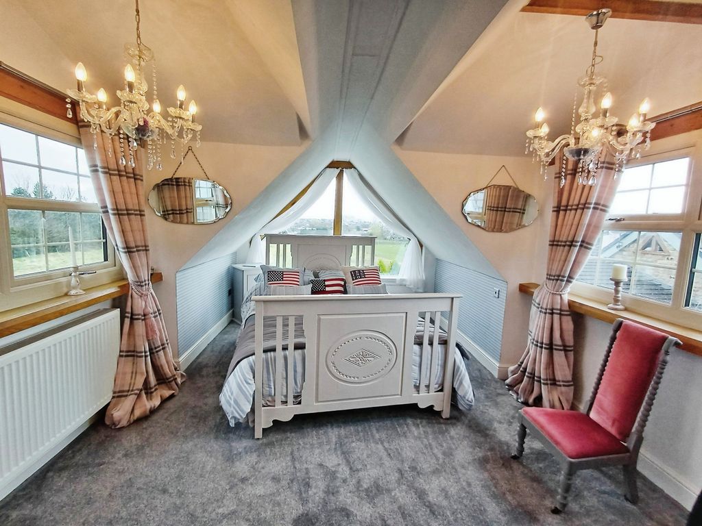 Additional image 13 of 4 bed detached house for saleKnowle Lane, Bradford BD12