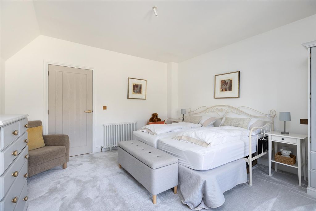 Additional image 11 of 3 bed property for sale14 Old School Apartments, Upper Allan Street, Blairgowrie PH10