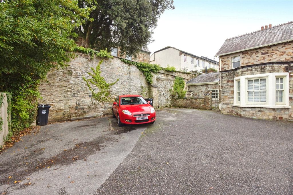 Additional image 17 of 1 bed flat for saleCastle Street, Bodmin, Cornwall PL31