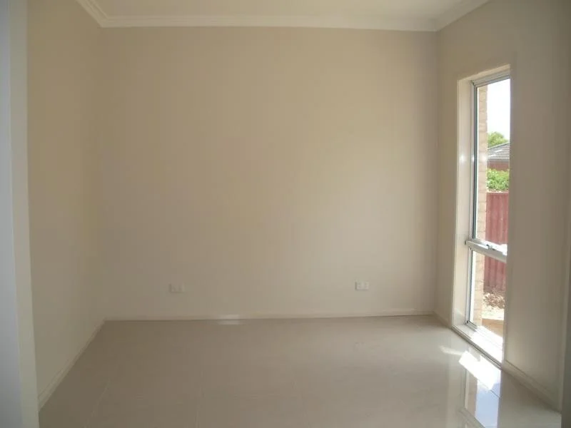 Additional image 4 of 323A Elizabeth Drive, Mount Pritchard NSW 2170
