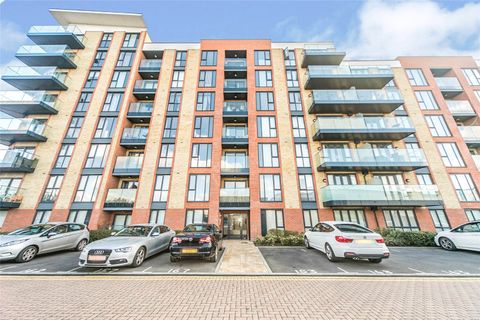 Oscar Wilde Road, Reading, Berkshire RG1