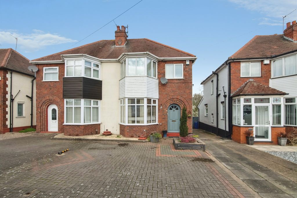 Additional image 18 of 3 bed semi-detached house for saleHigh Street, Pensnett, Brierley Hill DY5