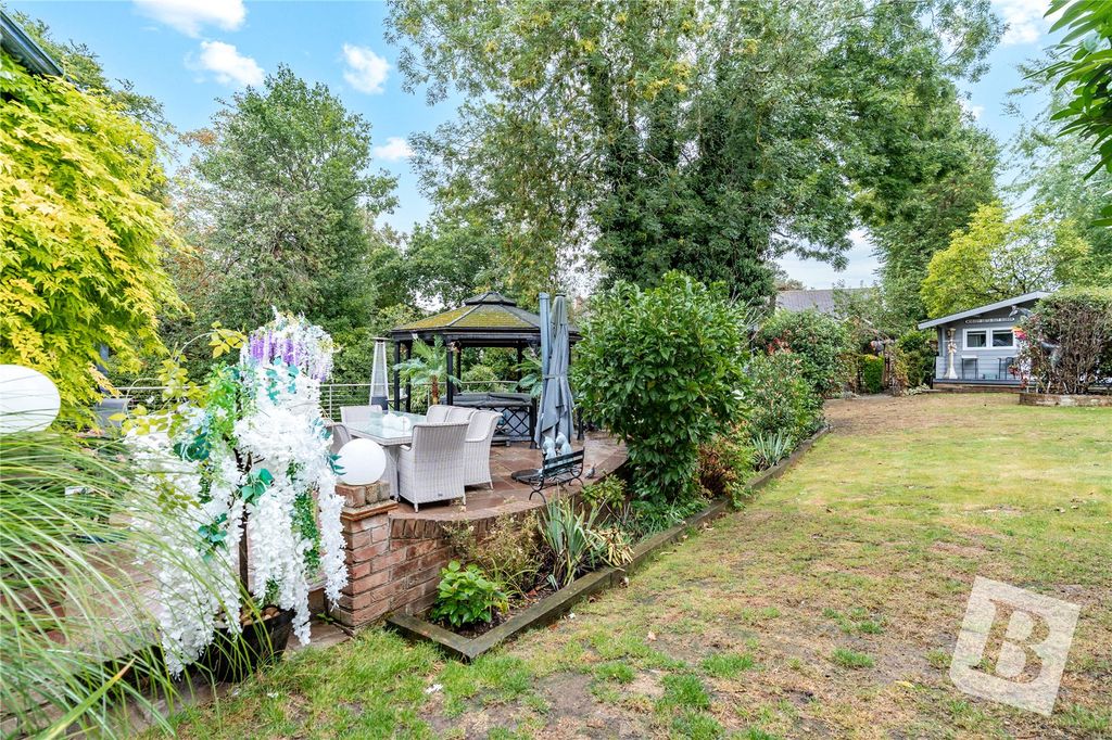 Additional image 41 of 5 bed detached house for saleOaklands Close, Braintree, Essex CM77