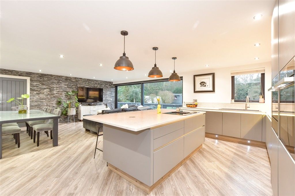 Additional image 3 of 7 bed detached house for saleHolland Close, Broadstairs, Kent CT10