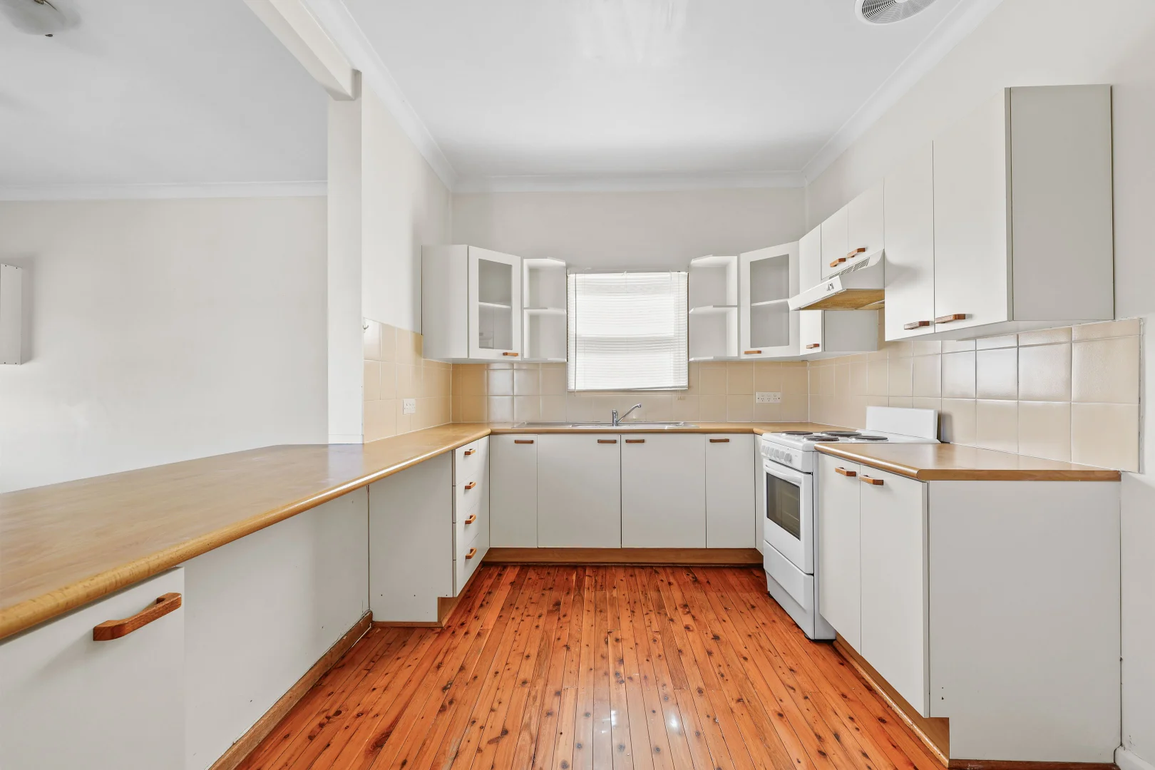 Additional image 5 of 30 DARWIN ROAD, Campbelltown NSW 2560