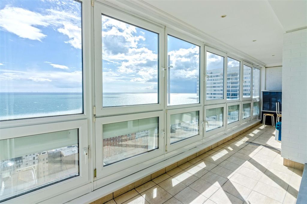 Additional image 22 of 2 bed flat for saleRussell Square, Brighton BN1