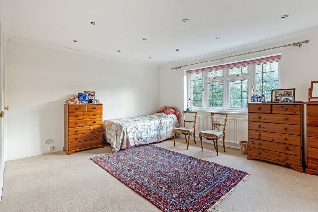 Additional image 14 of 6 bed country house for saleParsonage Lane, Farnham Common, Buckinghamshire SL2