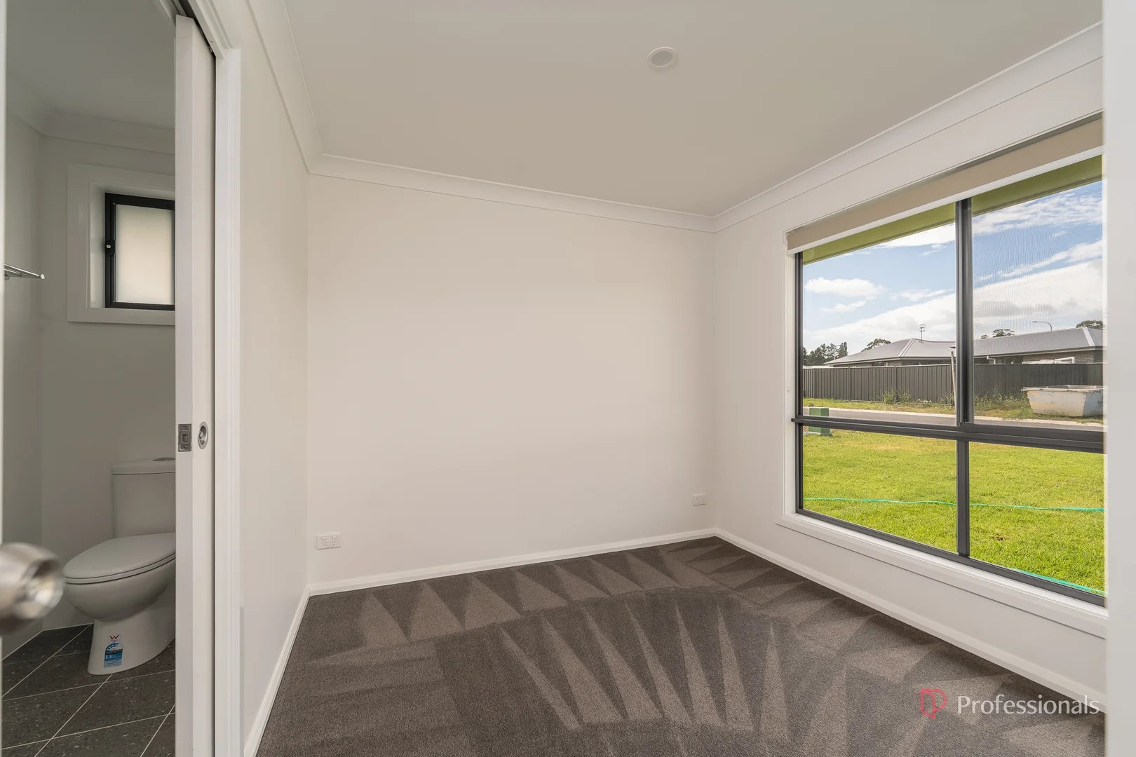 Additional image 7 of 1/16 Sunrise Crescent, Armidale NSW 2350