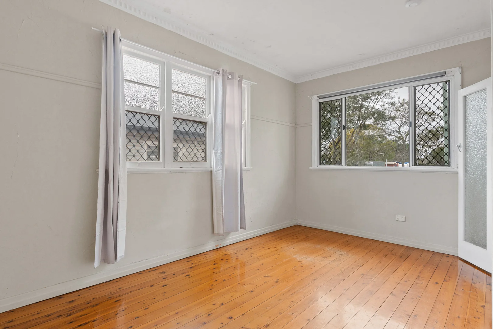 Additional image 2 of 37 Gladstone Street, Newtown QLD 4350