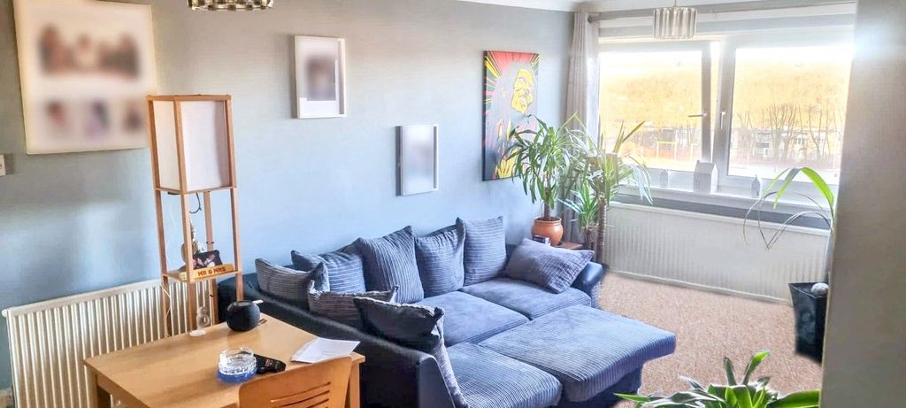 Additional image 3 of 3 bed flat for saleGlenhove Road, Cumbernauld, Glasgow G67