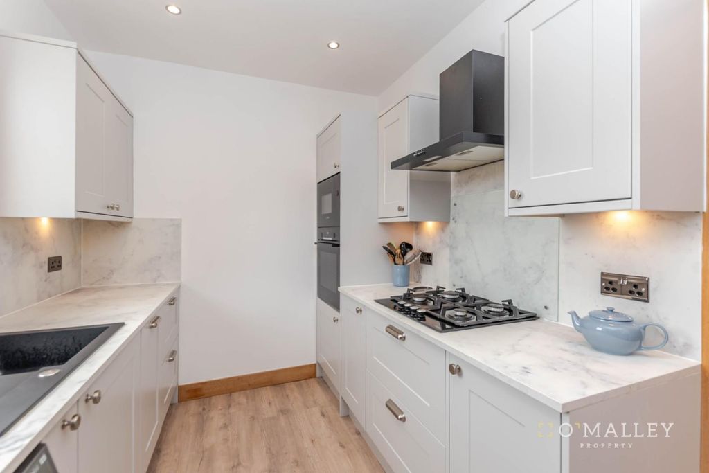 Additional image 6 of 2 bed flat for saleHill Street, Tillicoultry FK13
