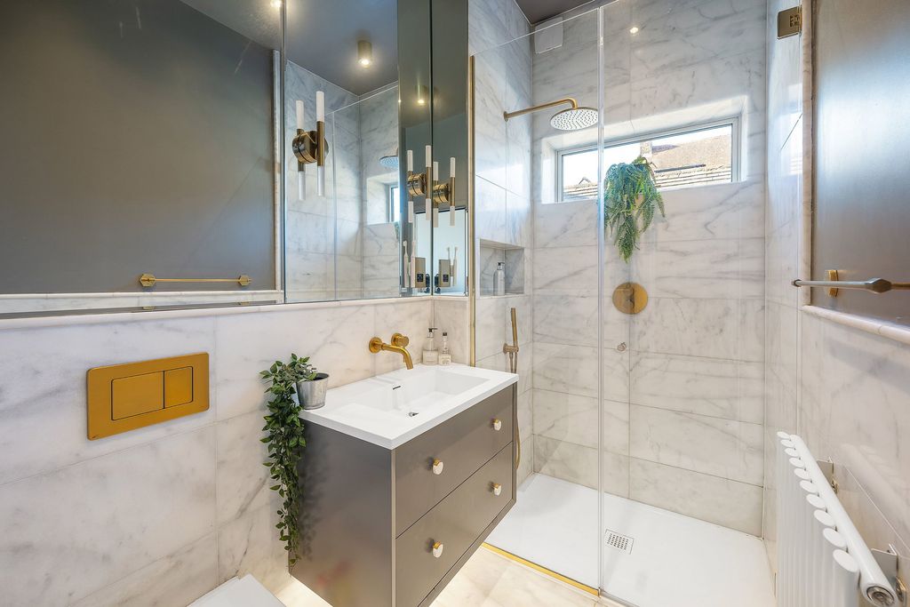 Additional image 11 of 3 bed flat for saleBromley Grove, Bromley BR2