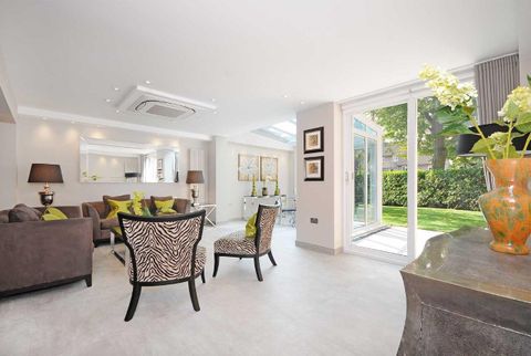 St. Johns Wood Park, St Johns Wood NW8